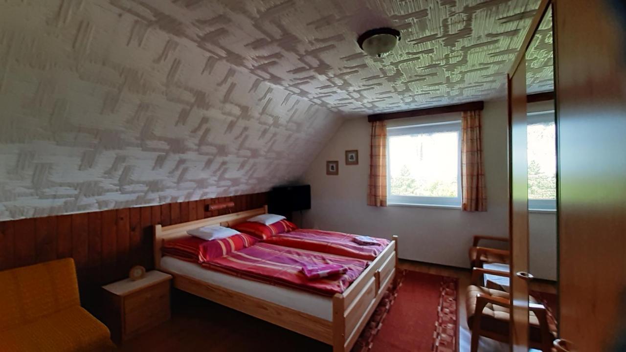Pension Kristyna Kasperske Hory Esterno foto
